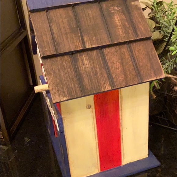 🇺🇸⭐️”America” handpainted birdhouse - Picture 5 of 10